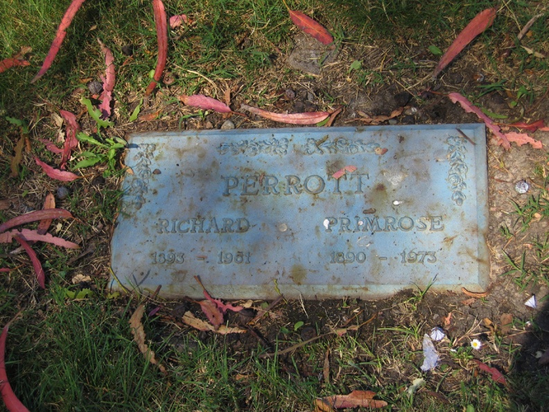 Grave - Cecilia Primrose (Carroll  Perrott 1890-1973