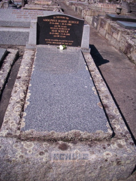Grave - Adolphus & May Schulz, Daughter of Bill Carroll..jpg