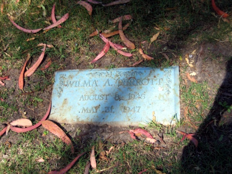 Grave- Wilma C. Perrott 1925-1947