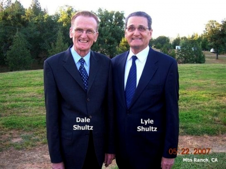 Shultz, Dale & Lyle _.jpg